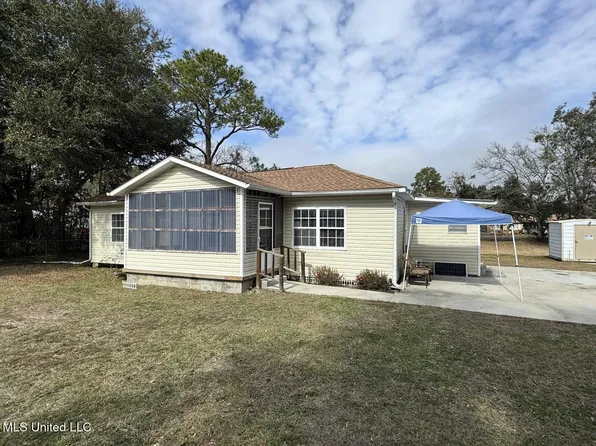 109 Church St, Long Beach, MS 39560