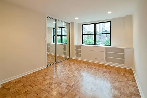 Sold by Town Residential | media 16
