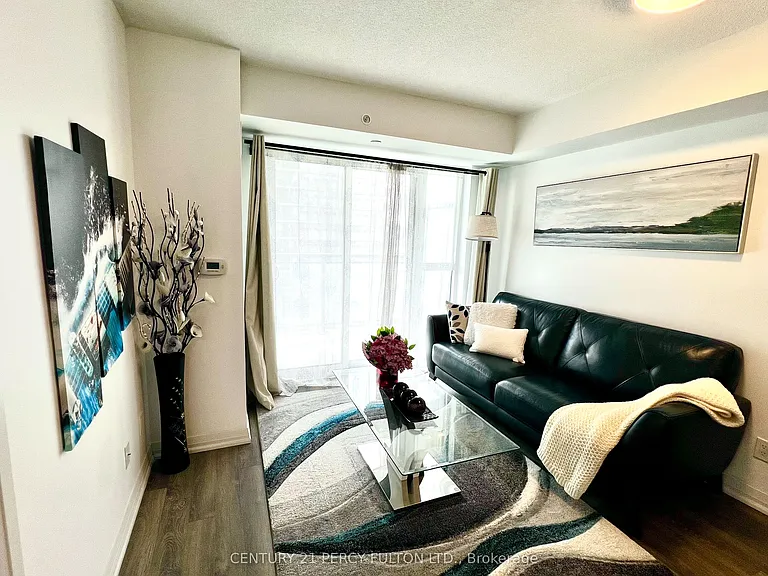 30 Meadowglen Pl #1003 — Photo 9
