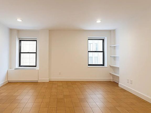 2nd image of 213 E 37th St #8G