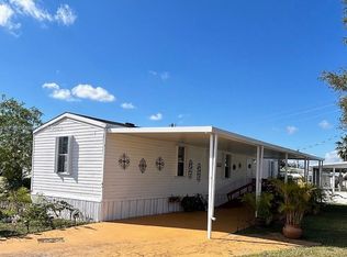 8641 SW 16th Pl, Davie, FL 33324