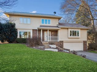 4900 Dakota Dr, West Des Moines, IA 50265