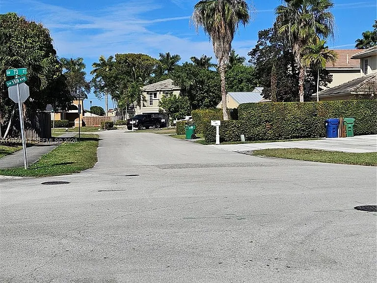 7301 SW 159th Ave — Photo 9