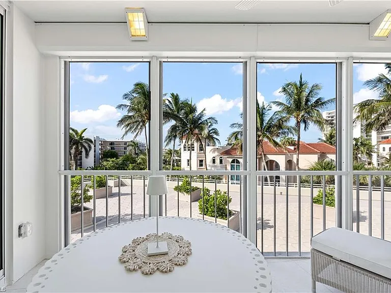 3971 Gulf Shore Blvd N #401 — Photo 37