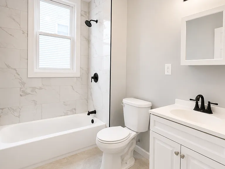 29 Baldwin Ave #2B — Photo 3