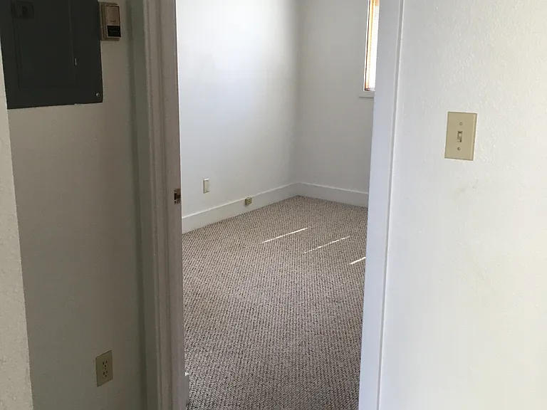 1760 Florida Rd #5 — Photo 7