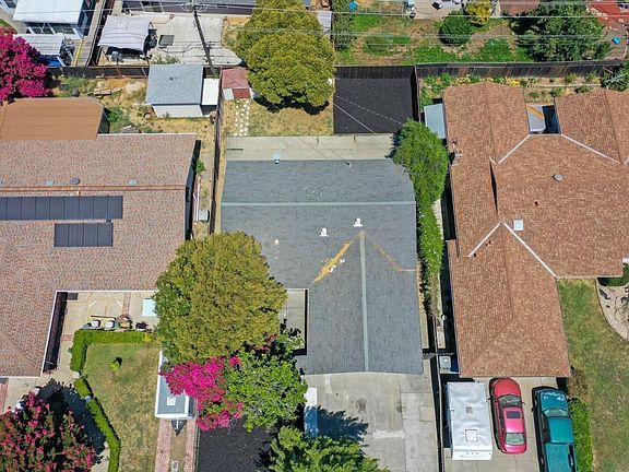 5th image of 272 Berryessa Drive