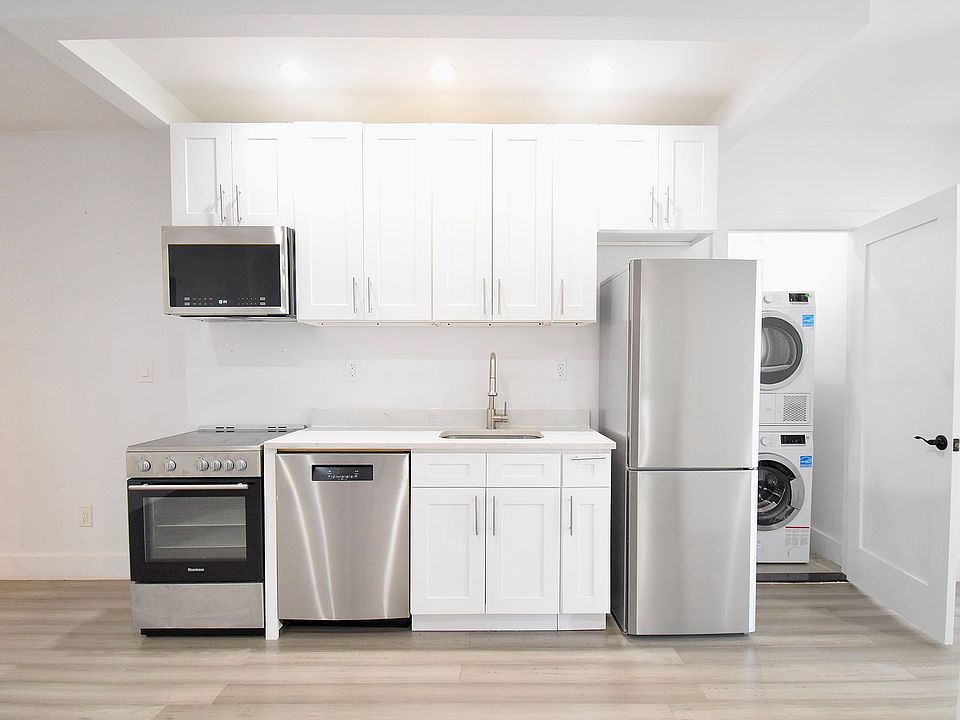 1st image of 23 E 109th St APT 4A