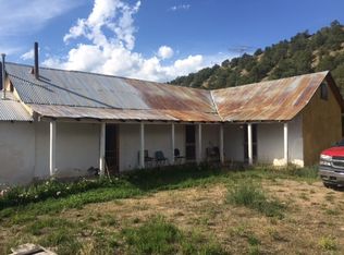 89 Santa Barbara Rd, Vadito, NM 87579