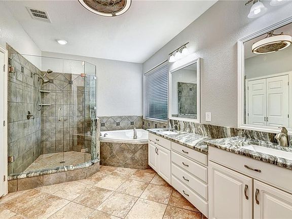 4th image of 2800 Pond Wood Dr