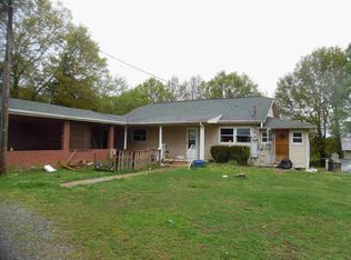 1432 Fletcher Rd, Lawndale, NC 28090