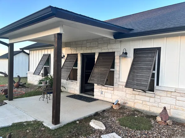 13137 Fm 775, La Vernia, TX 78121