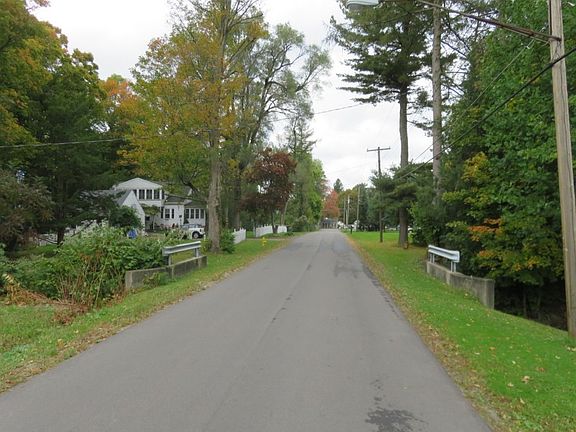 5th image of 8644 Hammond Dr