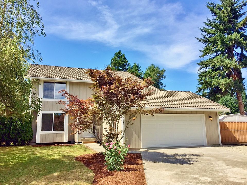 1st image of 837 Westminster Ct NE