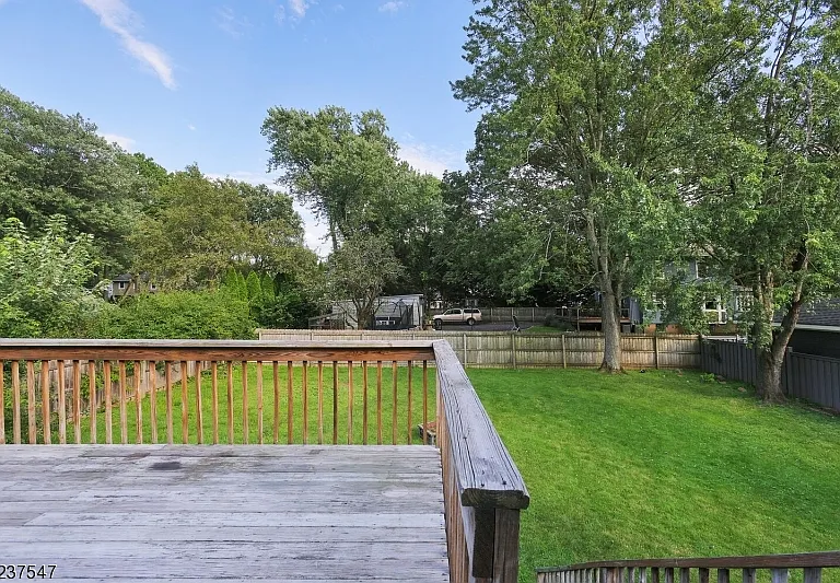 2128 W Broad St — Photo 27