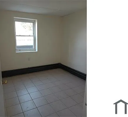 236 Hylan Blvd — Photo 5