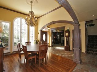 1100 Gulmor Dr, Edmond, OK 73034