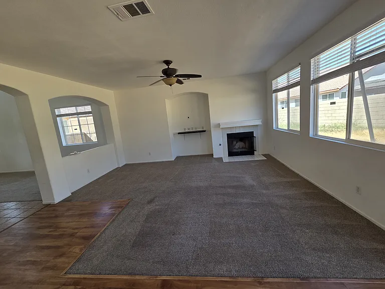 44528 Orchard Ln — Photo 7