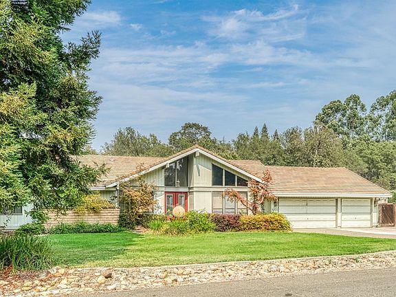 2nd image of 8801 Country Creek Dr