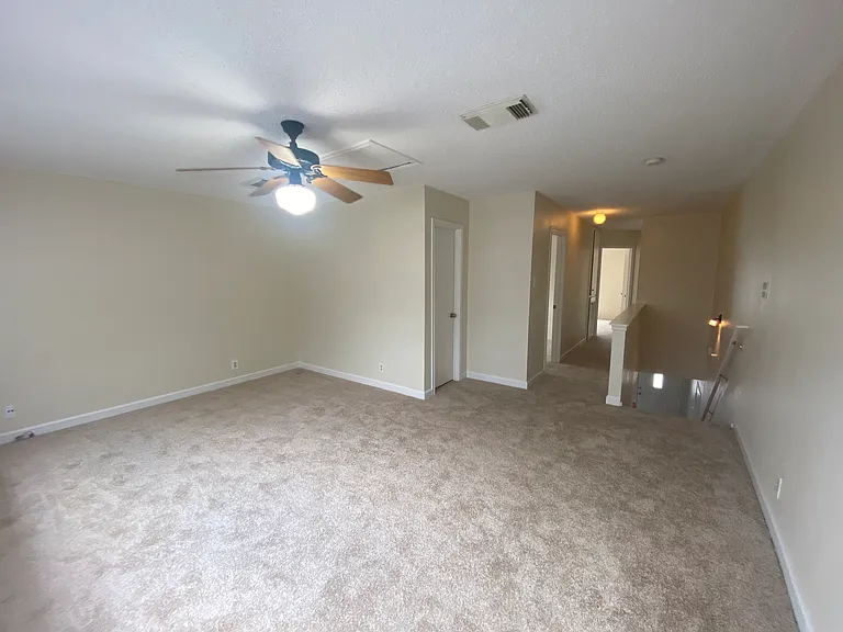 8802 Bridgefield — Photo 21