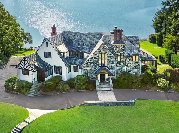 11 Dogwood Lane, Larchmont, NY 10538