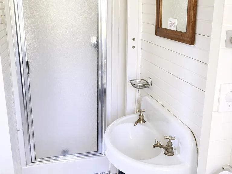 106 Buffalo Bay — Photo 15