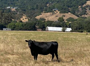 1548 Gladstone Way, Rohnert Park, CA 94928