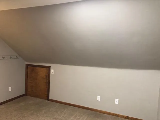 Bedroom & Closet