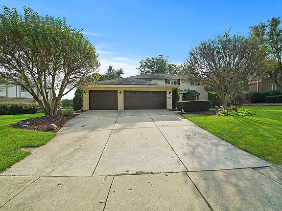 4th image of 13829 S Split Rail Dr