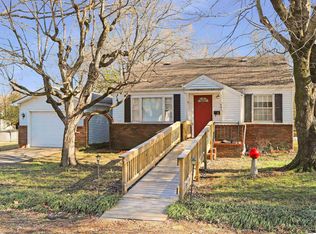 521 S 7th St, Murray, KY 42071