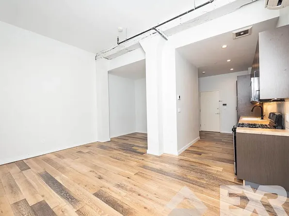 945 Bergen St, Brooklyn, NY