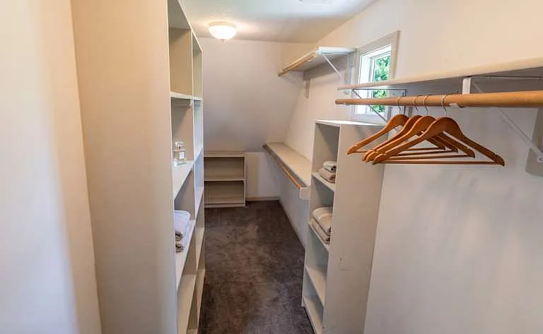 5204 Brookside Blvd — Photo 15