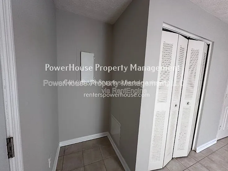 502 Oakwood Ct — Photo 19