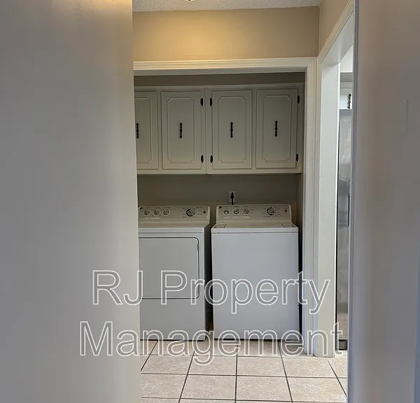 3400 Lord Dunmore Cv — Photo 13