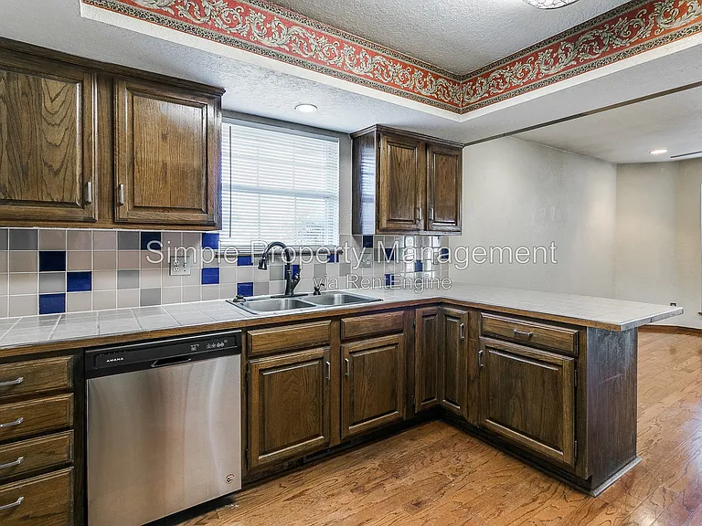 3837 Sunward Cir — Photo 9