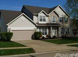 1275 Cypress Point Dr, O'Fallon, MO 63366