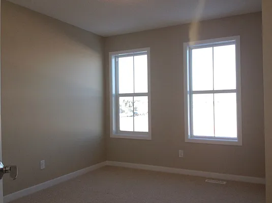 1729 New Brighton Dr SE — Photo 6