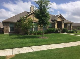 510 Nightinggale Ln, Red Oak, TX 75154