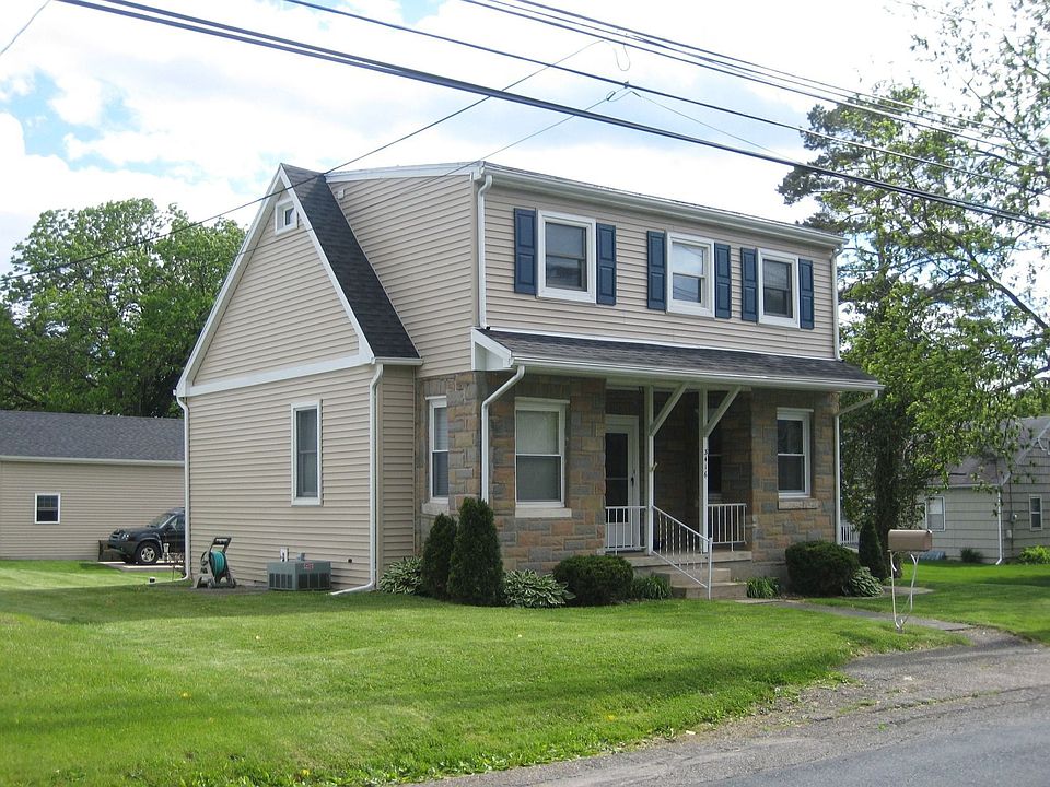 3416 Walnut