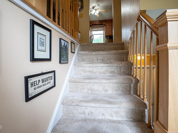 3rd image of 27 Bellevue Street