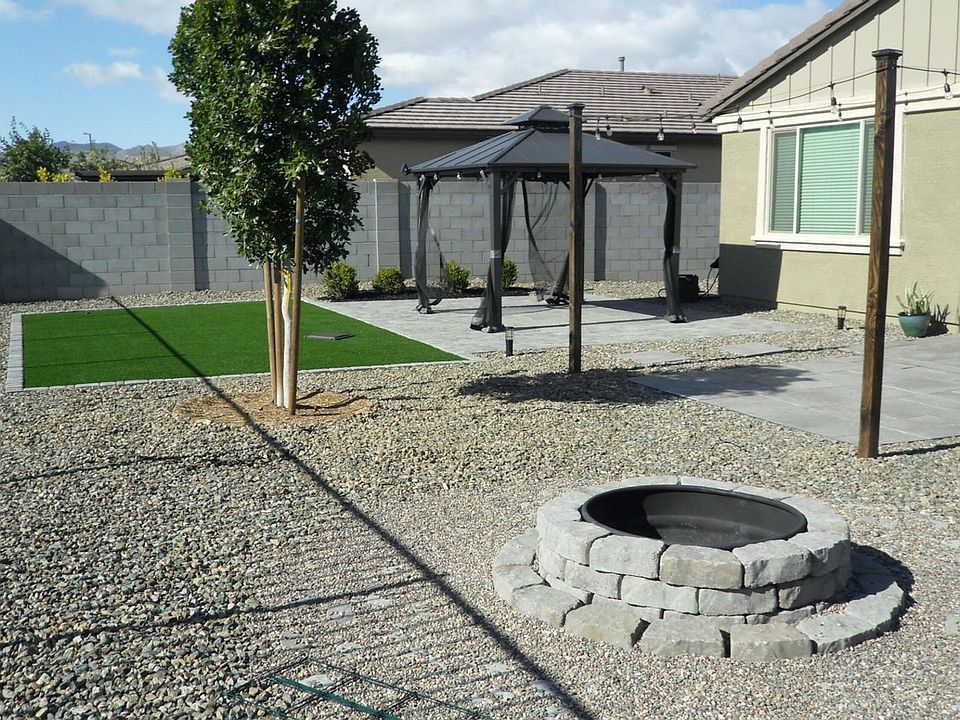 2nd image of 18829 W San Miguel Ave