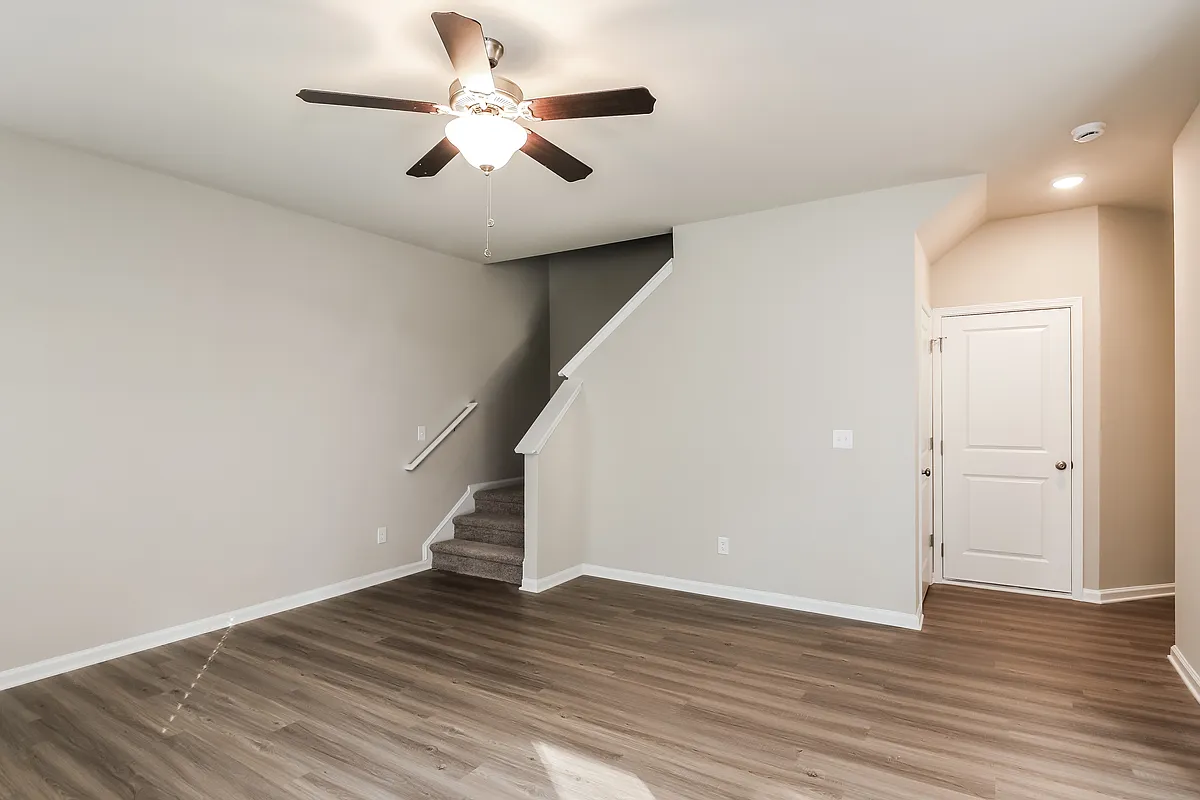 Building Photo - 3349 SE Lilac Creek Trl