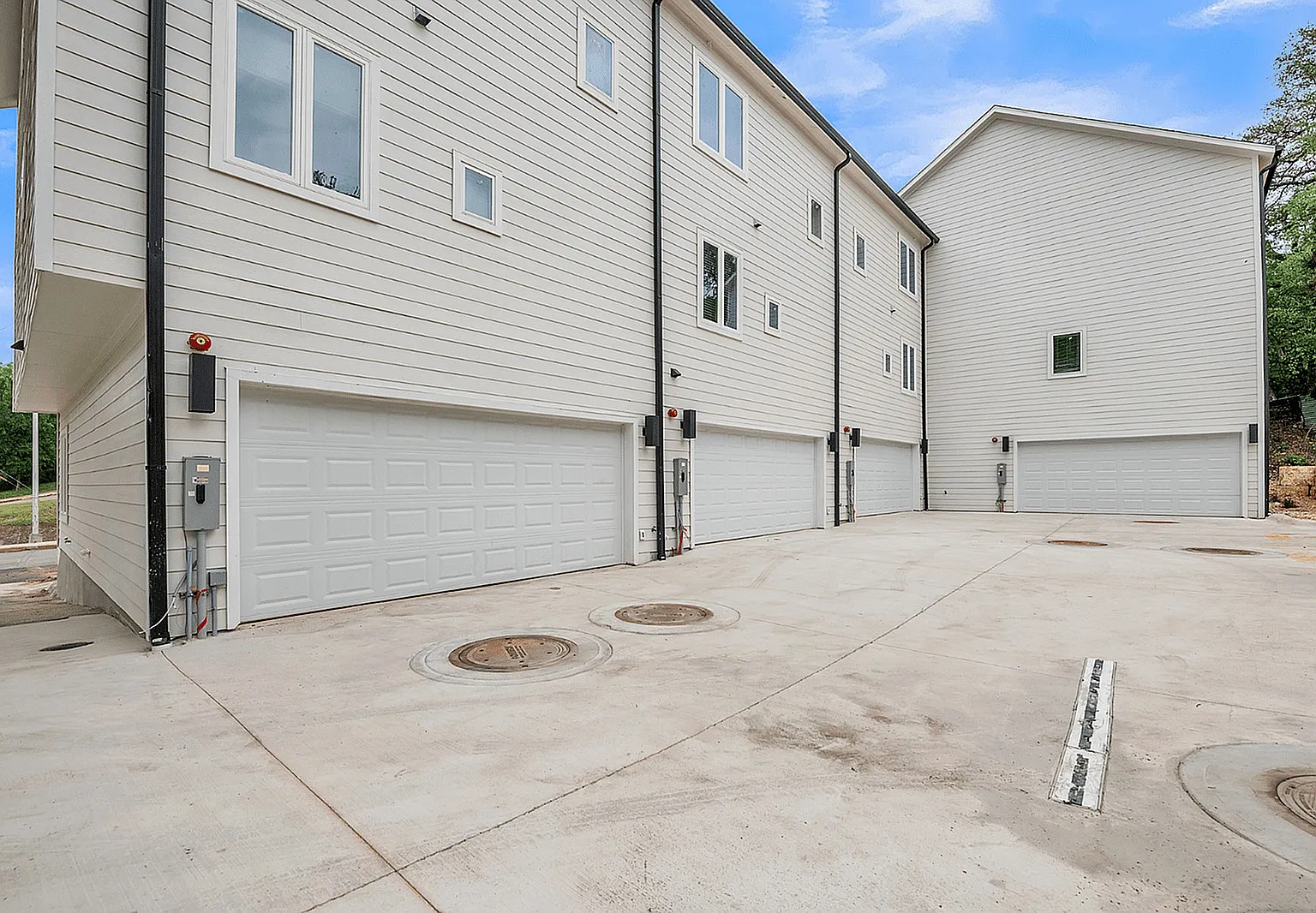 The Townhomes at The Timbers — Photo 2