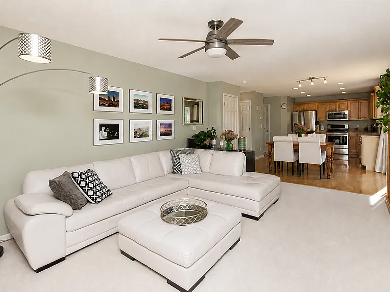 3910 SW Bluegrass Dr — Photo 7