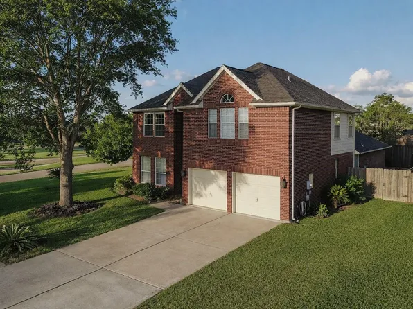 4203 Shadow Haven Dr, Fresno, TX 77545