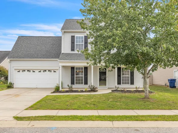 712 E Camelton Dr, Woodruff, SC 29388