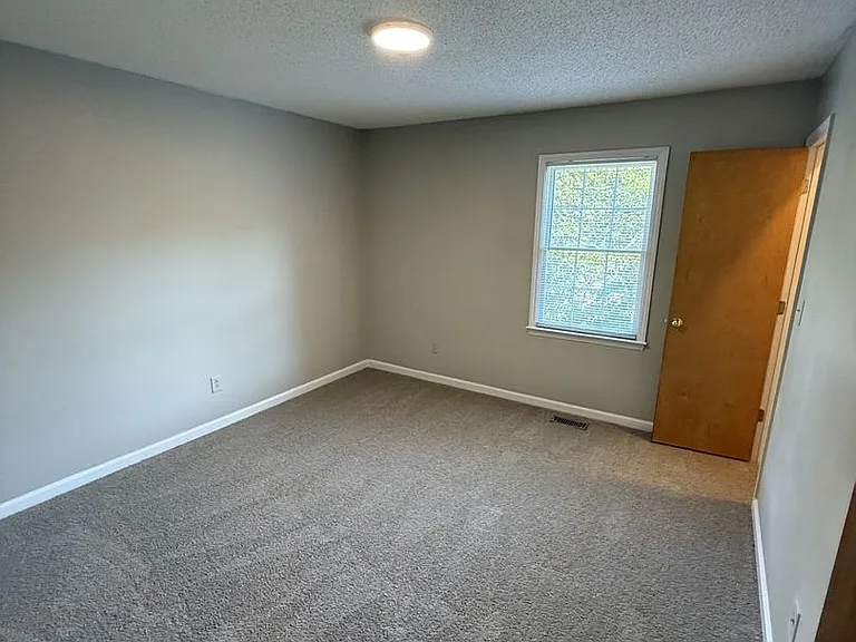 2905 Faversham Pl — Photo 13