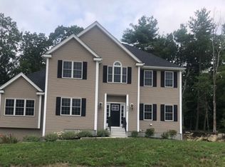 377 Rebecca Rd, Northbridge, MA 01588