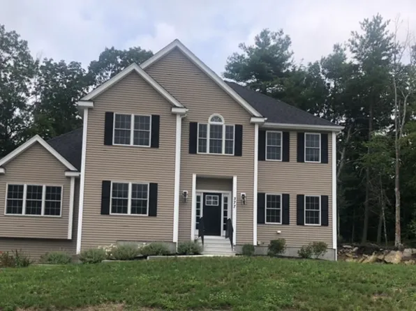 377 Rebecca Rd, Northbridge, MA 01588