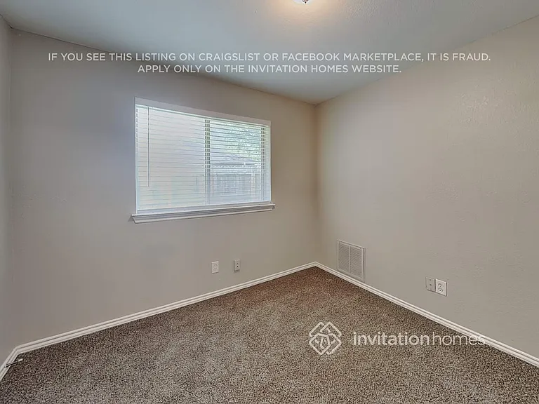 3217 Brooke St — Photo 14